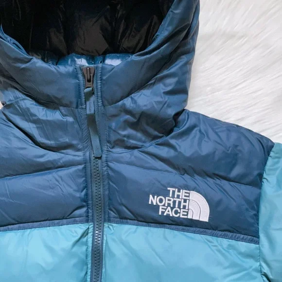 The North Face Women’s Nuptse Belted Mid Jacket - Picture 3 of 12